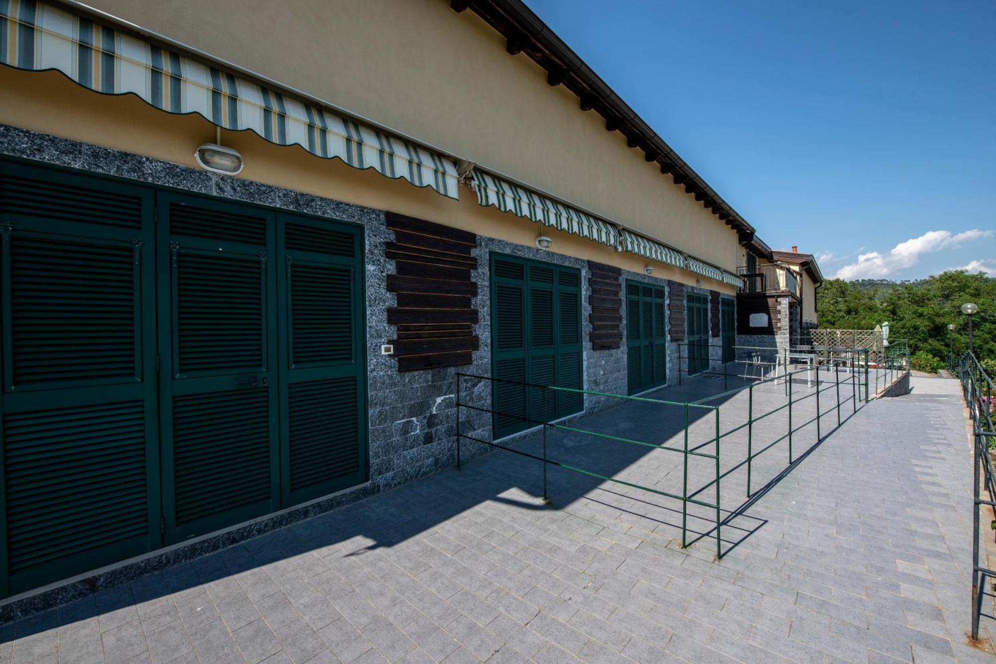 211 - Appartamento Acacia, Terrazza Giardino E Piscina Carro Exteriör bild