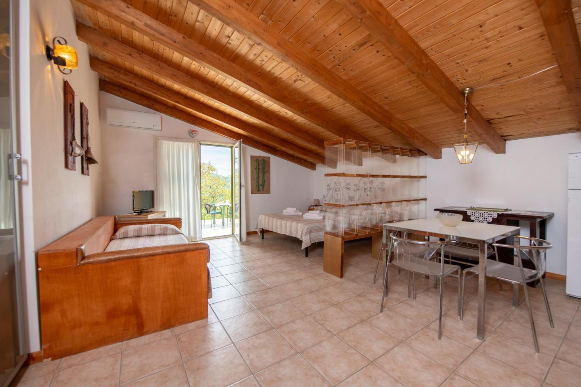 211 - Appartamento Acacia, Terrazza Giardino E Piscina Carro Exteriör bild